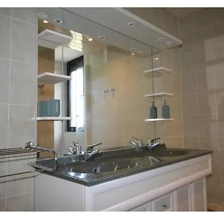 Soucarrades Apartment